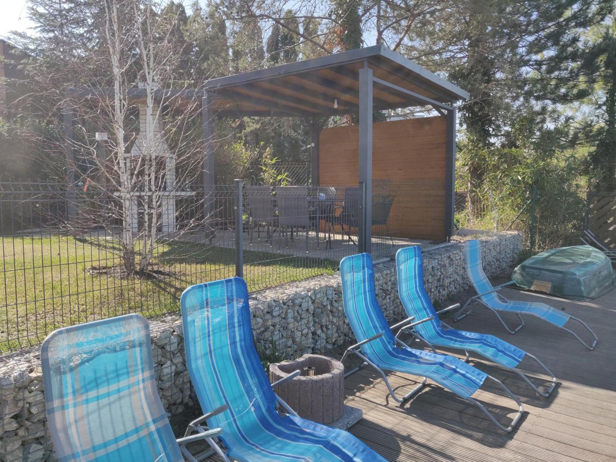 Topsenec-Lakeside Home Bagian luar foto